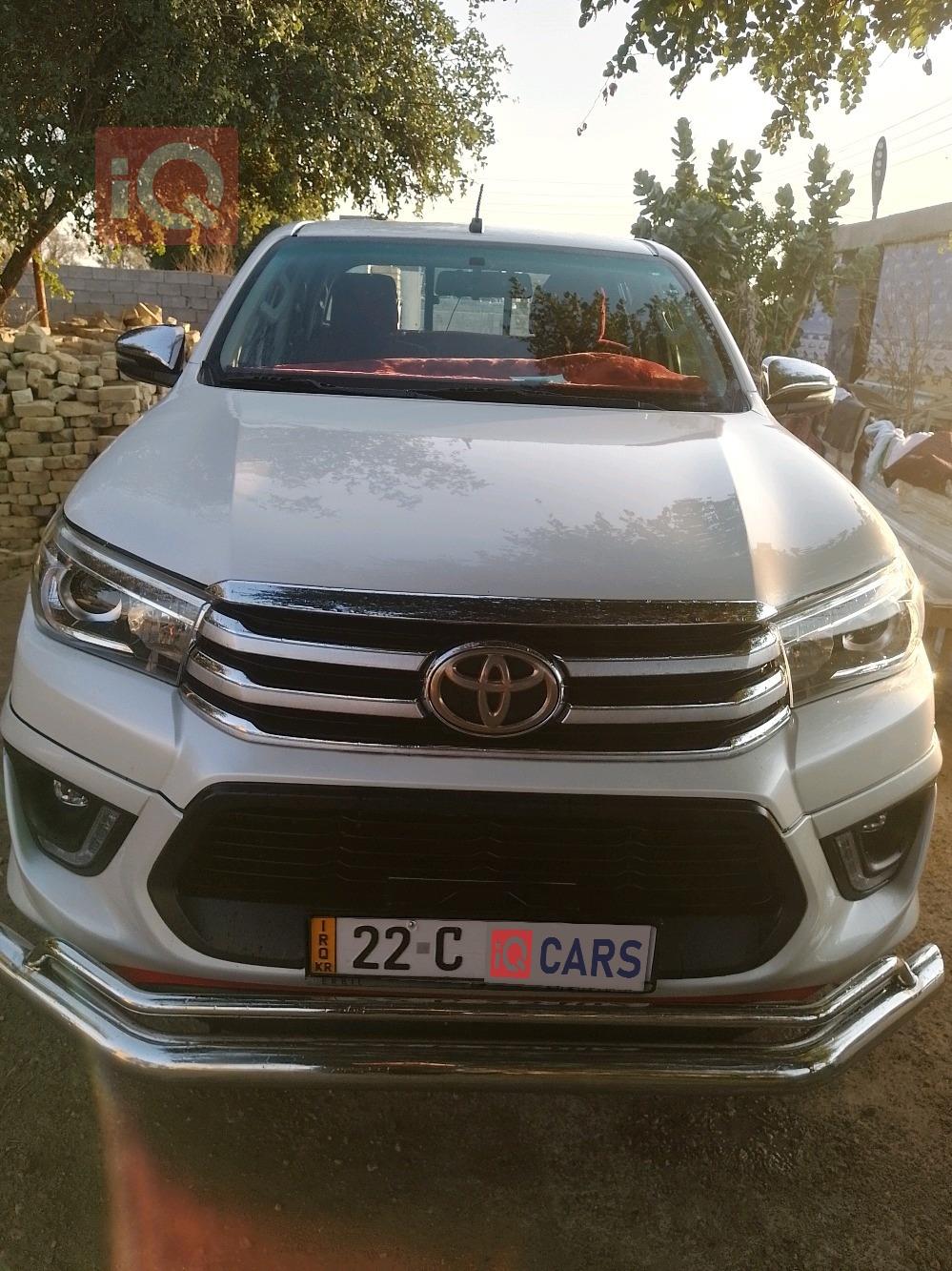 تويوتا هايلوكس